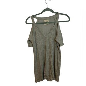 Chaser Cold Shoulder Beige Linen Tee